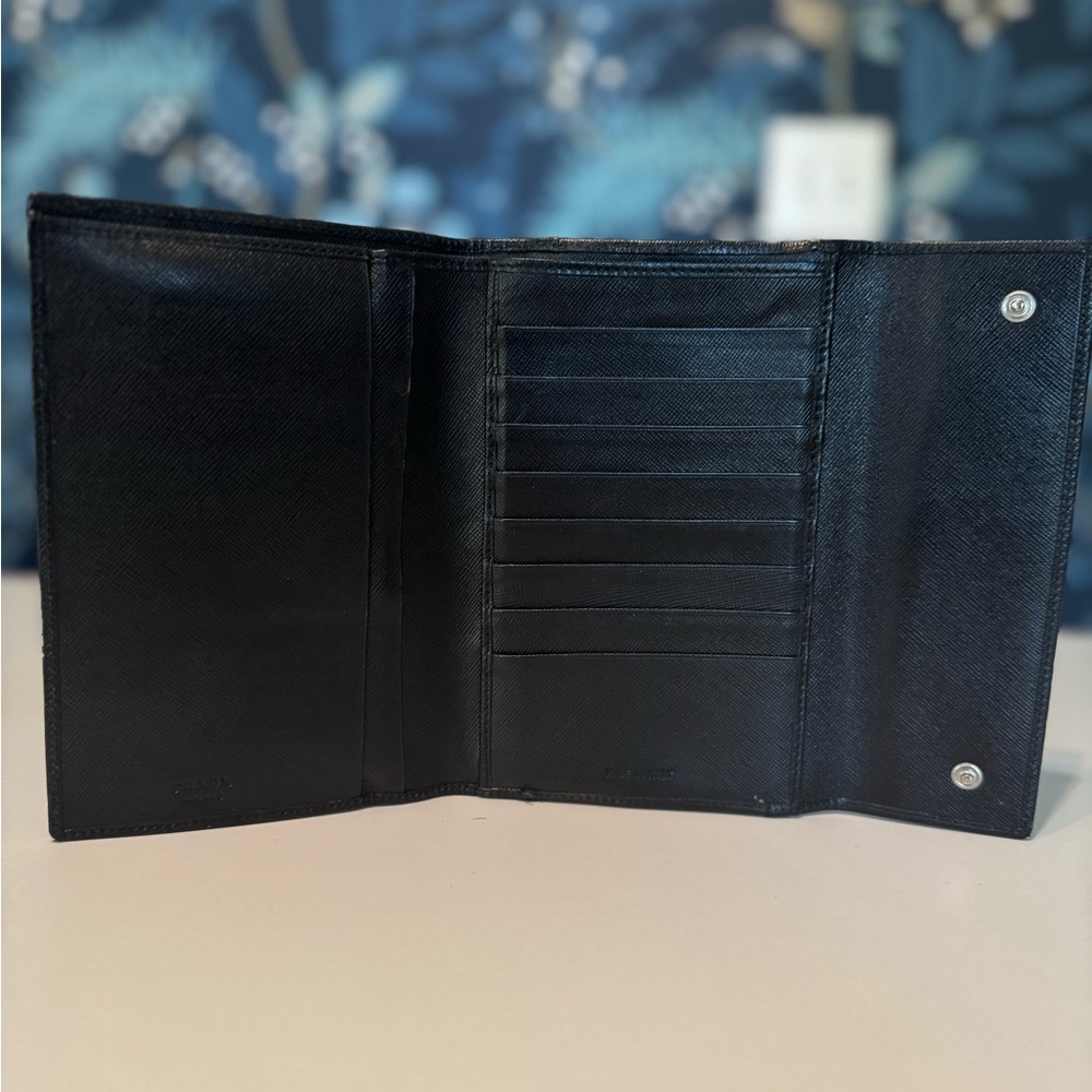 PRADA Saffiano Leather Continental Wallet Black Double Snap Closure - Authentic - Picture 6 of 8